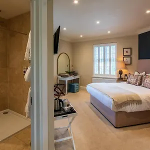 https://the-rising-sun-bristol.cardiffhotelswales.com